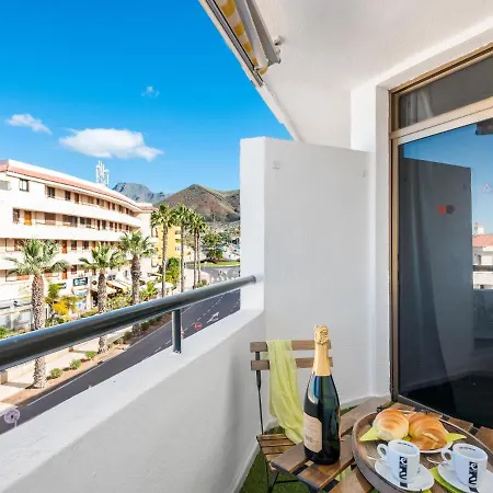 419 Beautiful Summerland Studio, Wi Fi Sat Tv