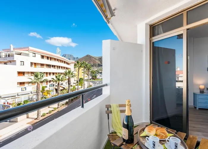 419 Beautiful Summerland Studio, Wi Fi Sat Tv