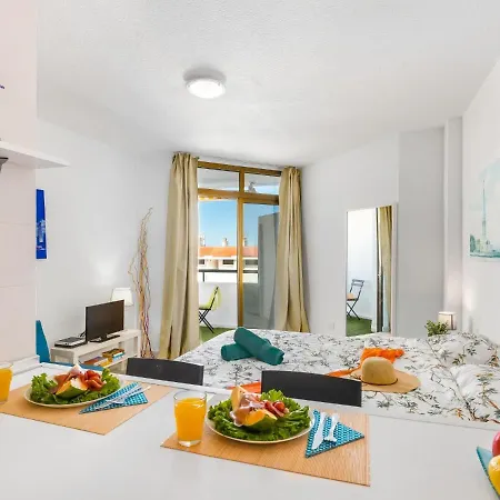 419 Beautiful Summerland Studio, Wi Fi Sat Tv Appartement