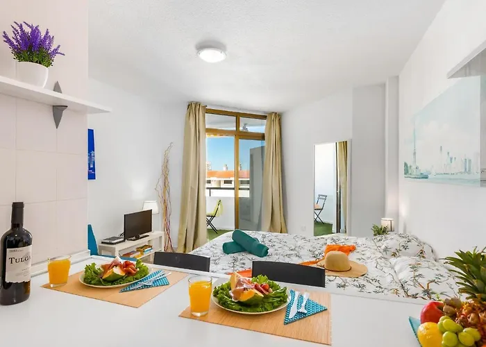 419 Beautiful Summerland Studio, Wi Fi Sat Tv Apartman